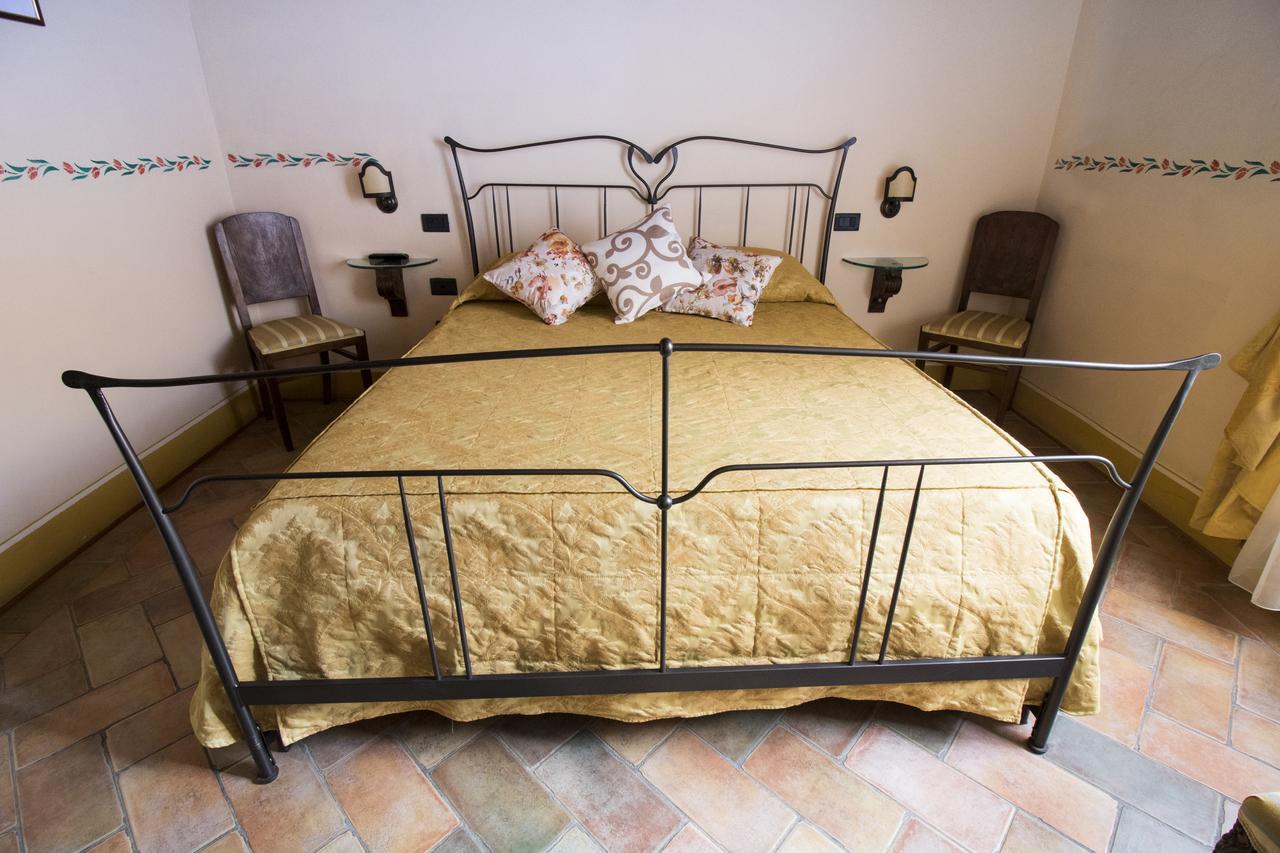 Baldovino Di Monte Bed and Breakfast Monte San Savino Exteriör bild