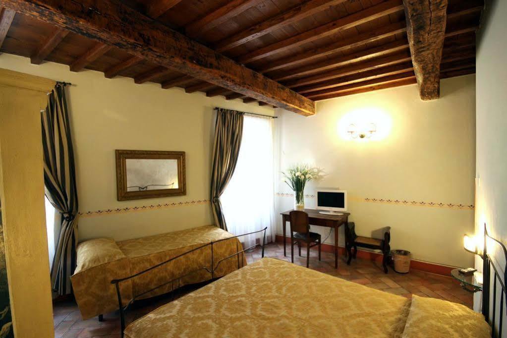 Baldovino Di Monte Bed and Breakfast Monte San Savino Exteriör bild